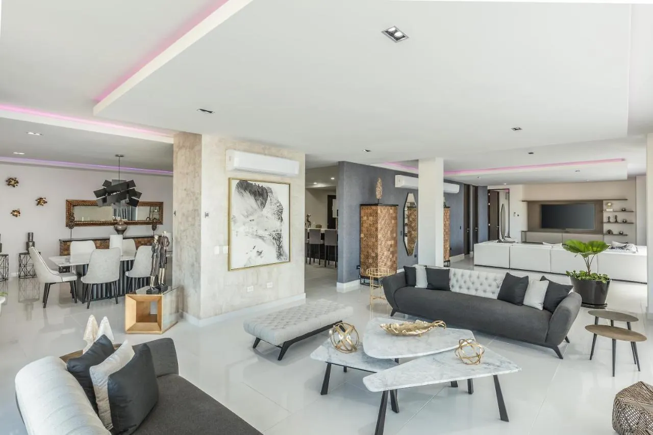 Serenity Hotel Boutique Playa del Carmen